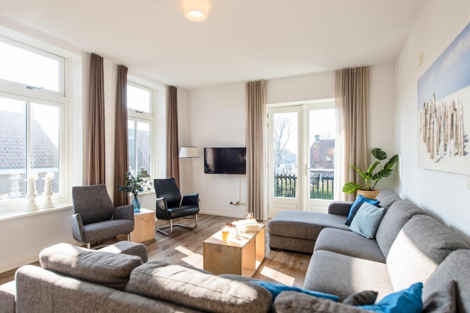 Staetige Dames Apartment Nes  Exterior photo